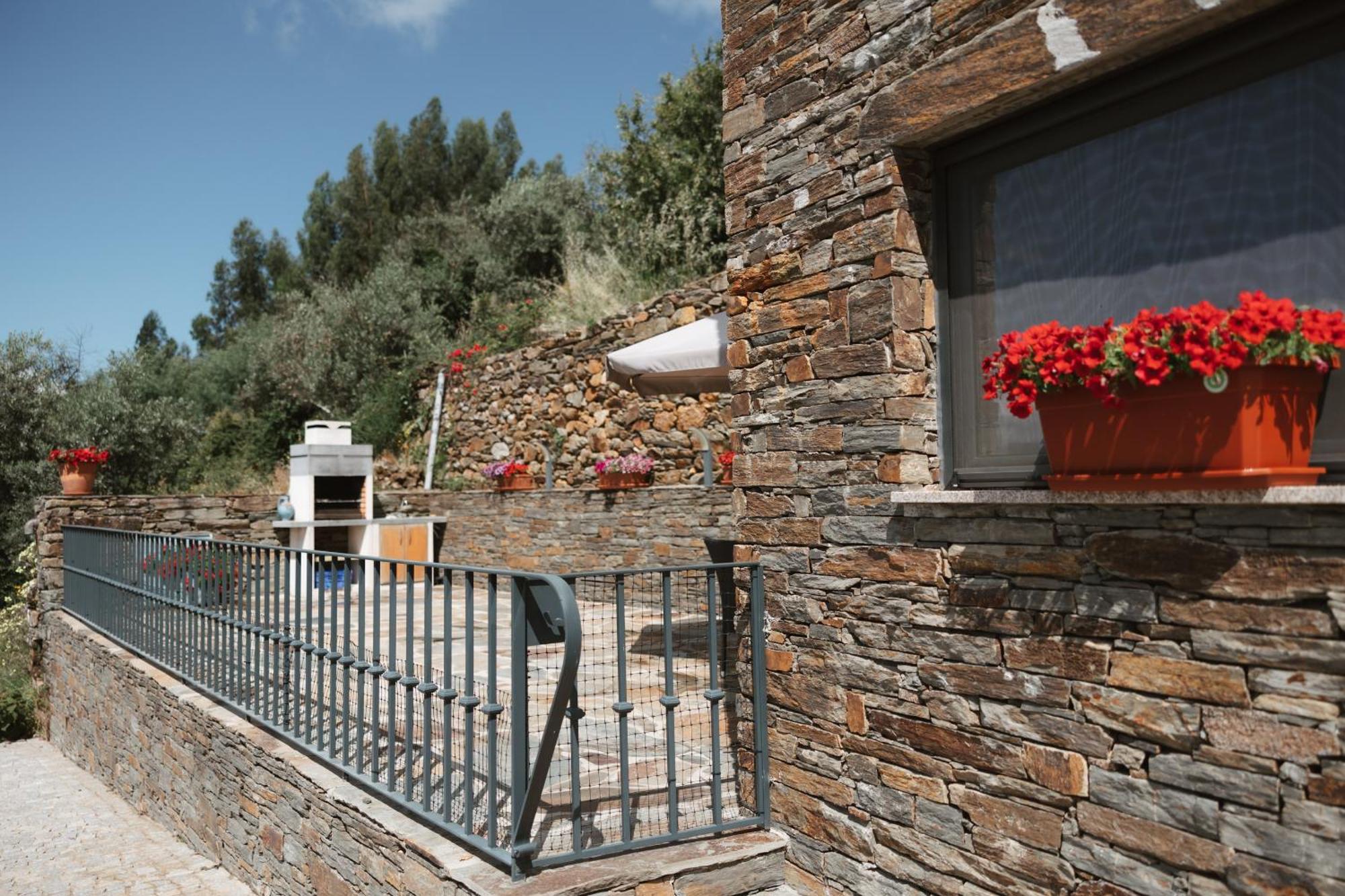 Quinta Da Malhada Pensionat Cabril  Exteriör bild